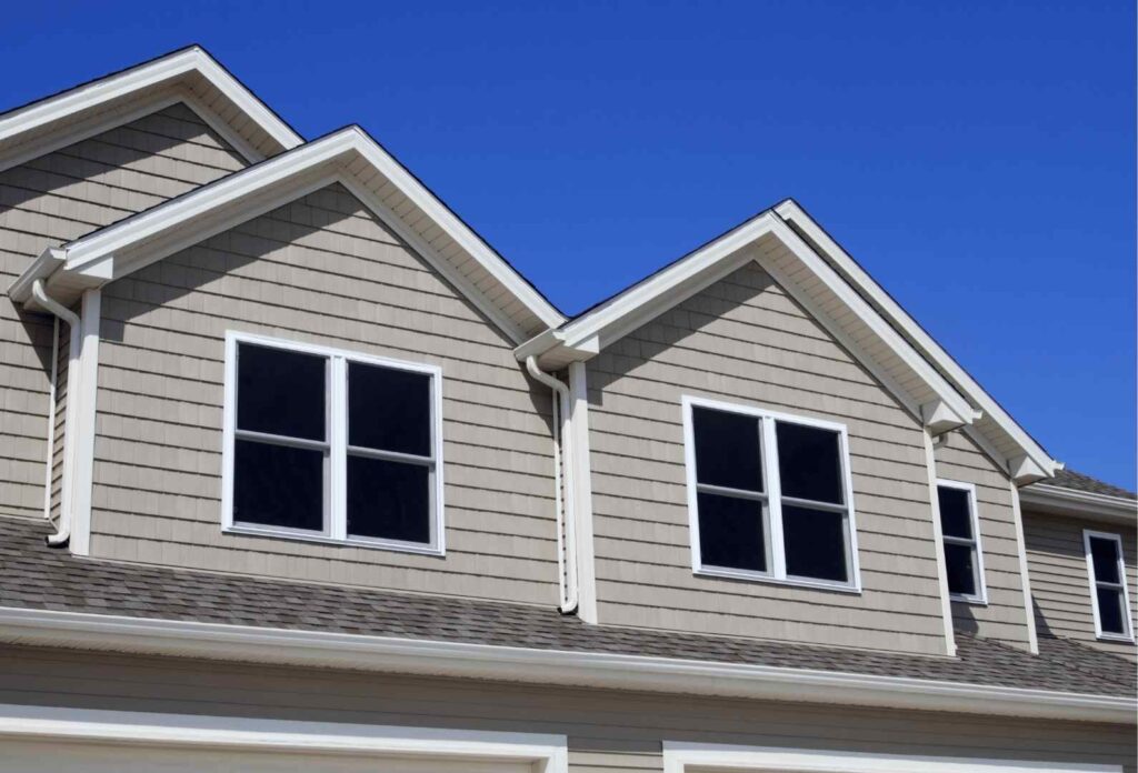 Can You Replace Just One Piece of Vinyl Siding in Sedgwick County?