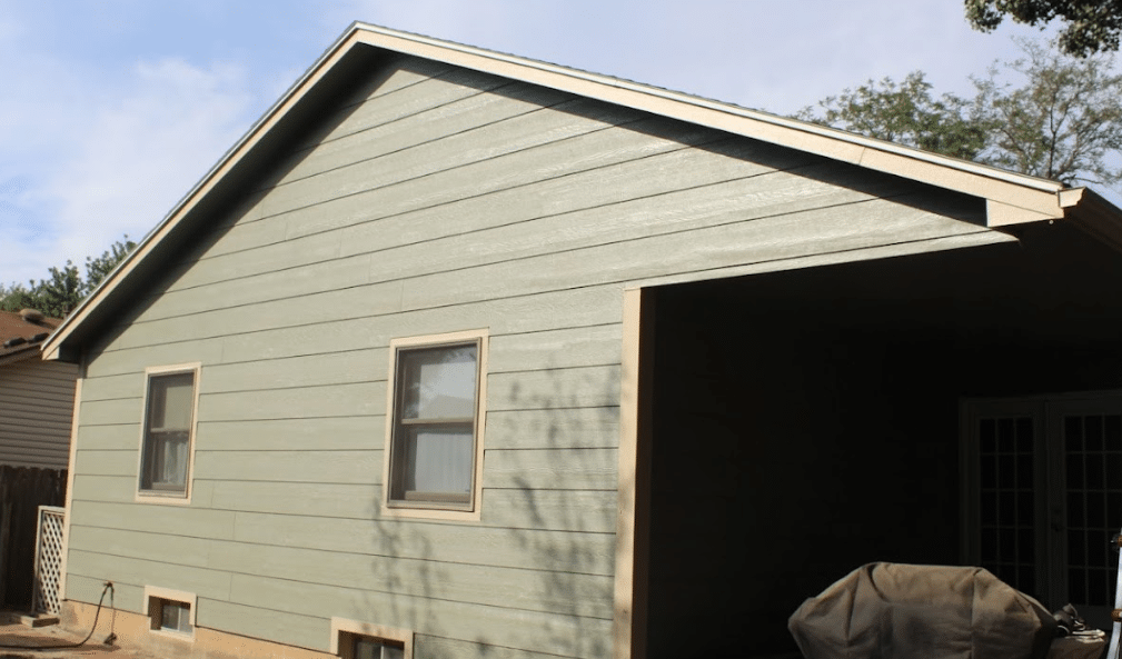 siding repair contractor near wichita ks